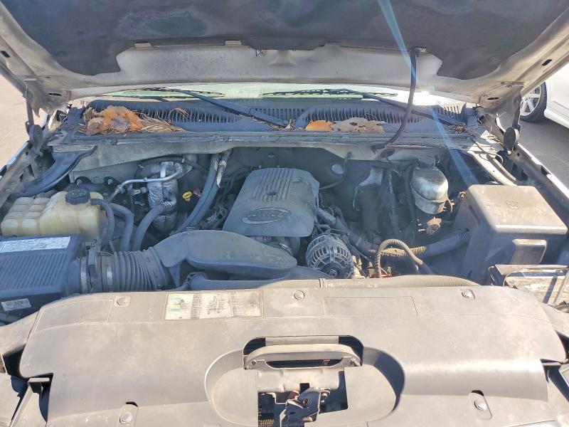 Photo 11 from auction – 2006 CHEVROLET SILVERADO with VIN 1GBHC24U16E242816