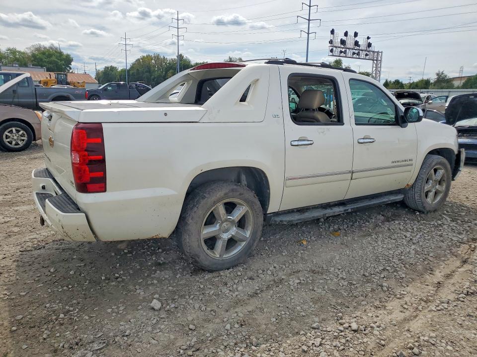 Zdjęcie 3 z aukcji – 2012 CHEVROLET AVALANCHE z VIN 3GNTKGE75CG211191
