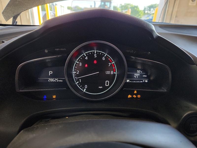 Photo 9 from auction – 2018 MAZDA 3 with VIN 3MZBN1W37JM276592