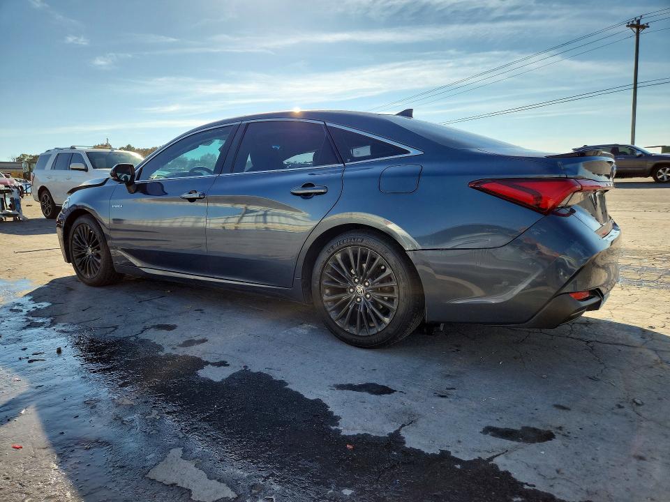 Zdjęcie 2 z aukcji – 2021 TOYOTA AVALON z VIN 4T1EA1AB2MU007633