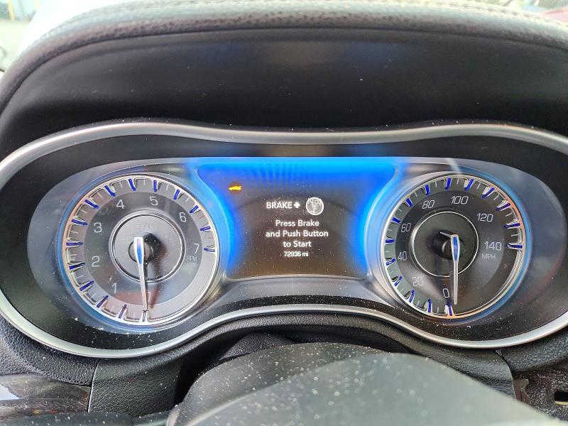 Photo 9 from auction – 2015 CHRYSLER 300 with VIN 2C3CCAAGXFH930776