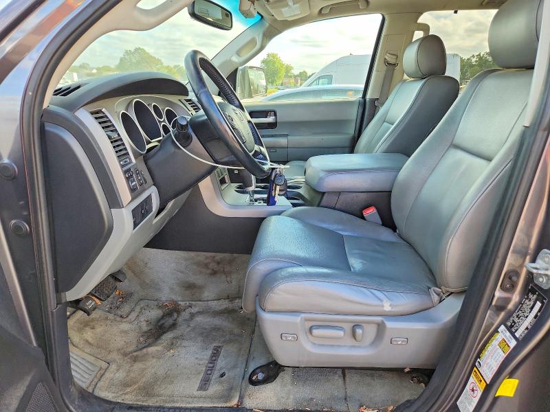Photo 7 from auction – 2011 TOYOTA SEQUOIA with VIN 5TDJY5G19BS053594
