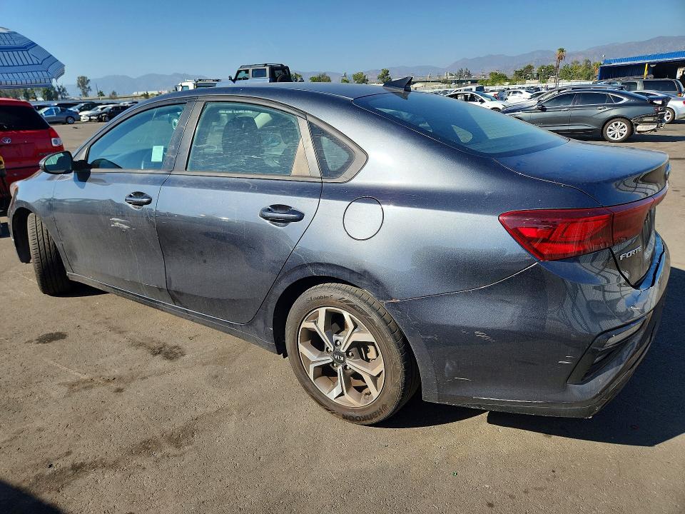 Photo 2 from auction – 2020 KIA FORTE with VIN 3KPF24AD4LE198865