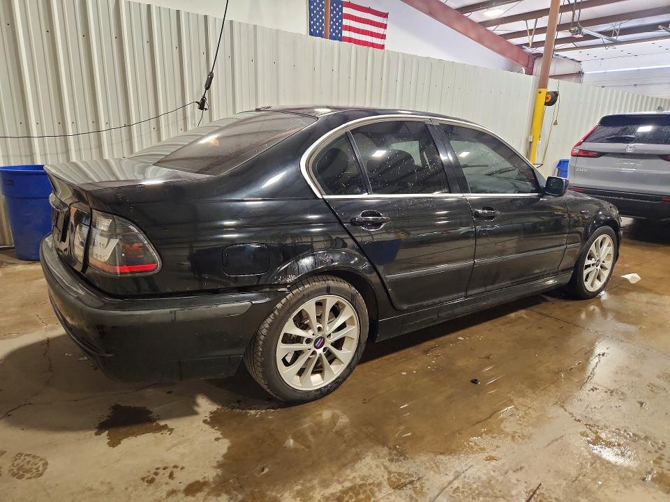 Photo 3 from auction – 2004 BMW 330 with VIN WBAEW53404PG11630