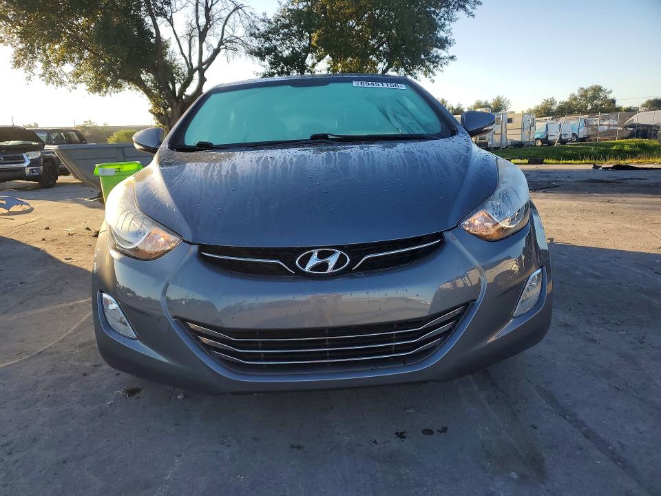 Снимка 5 от търг – 2012 HYUNDAI ELANTRA с VIN 5NPDH4AE5CH120198