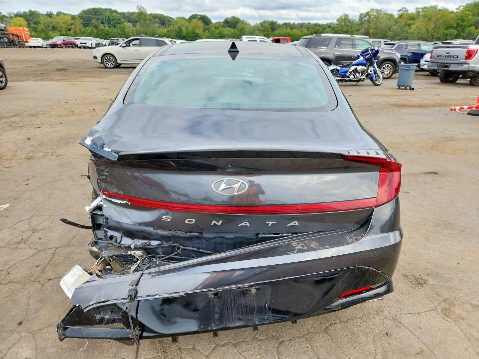 Снимка 6 от търг – 2021 HYUNDAI SONATA с VIN 5NPEK4JC4MH114138