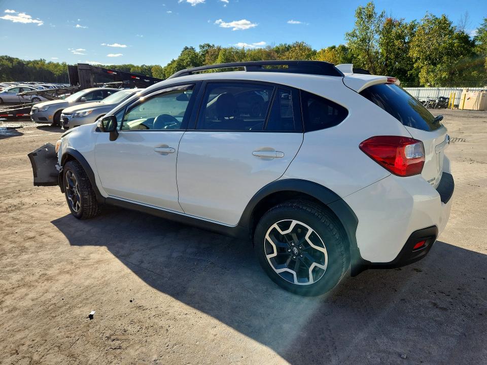 Photo 2 from auction – 2016 SUBARU CROSSTREK with VIN JF2GPALC5G8338612