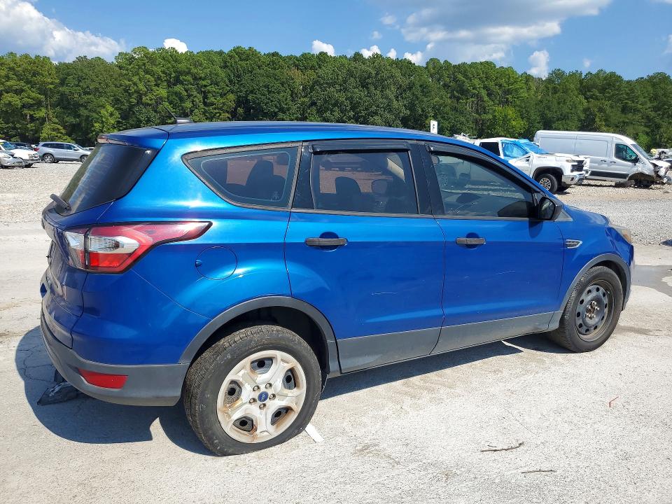 Photo 3 from auction – 2018 FORD ESCAPE with VIN 1FMCU0F79JUA06942
