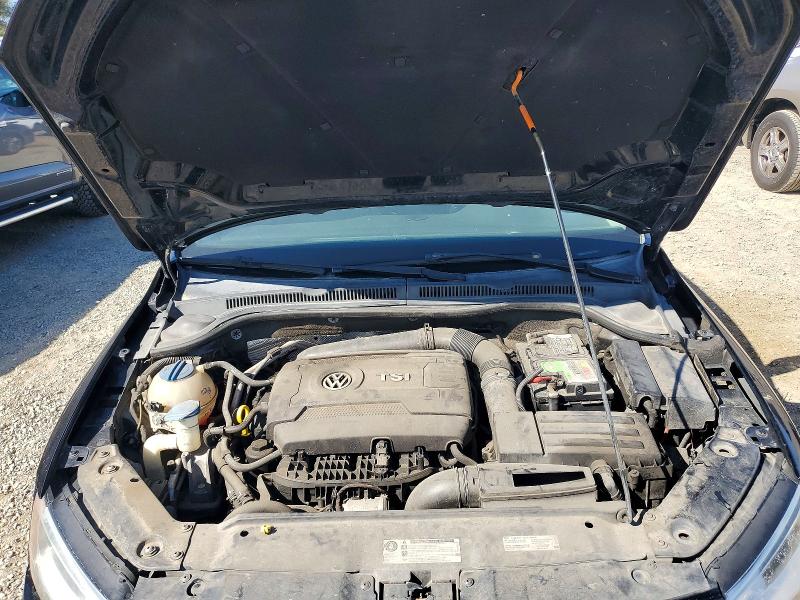Photo 11 from auction – 2014 VOLKSWAGEN JETTA with VIN 3VWD17AJ7EM439860