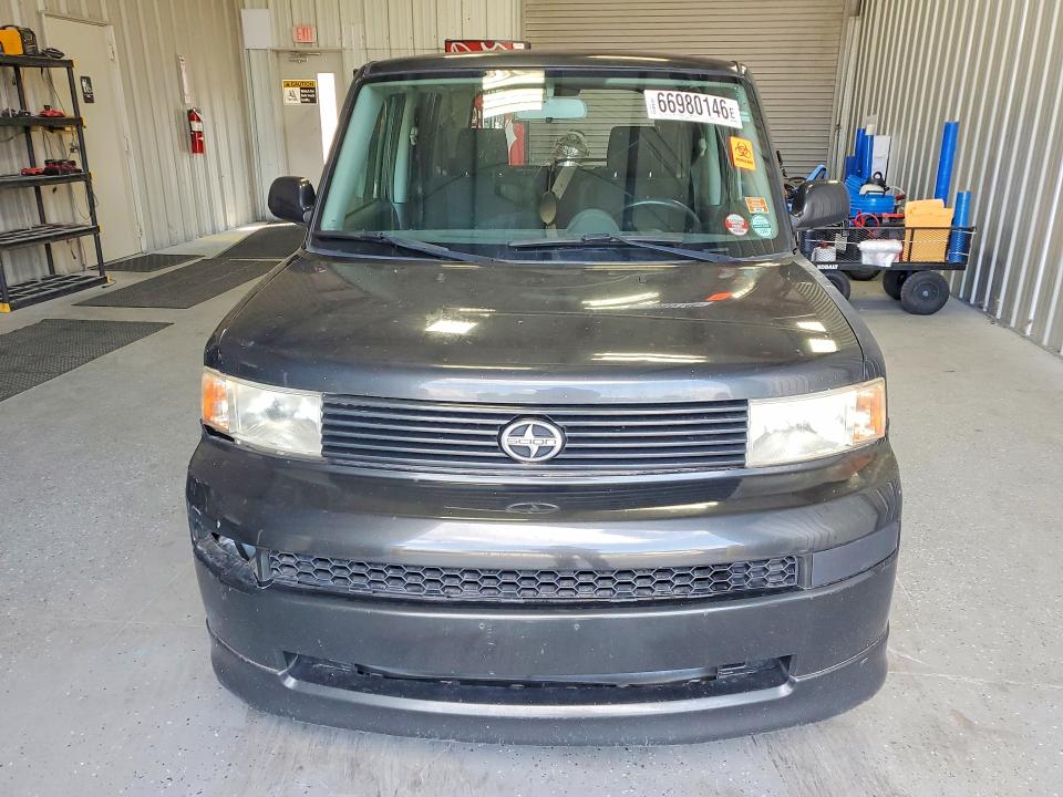 Zdjęcie 5 z aukcji – 2006 SCION XB z VIN JTLKT324064109372