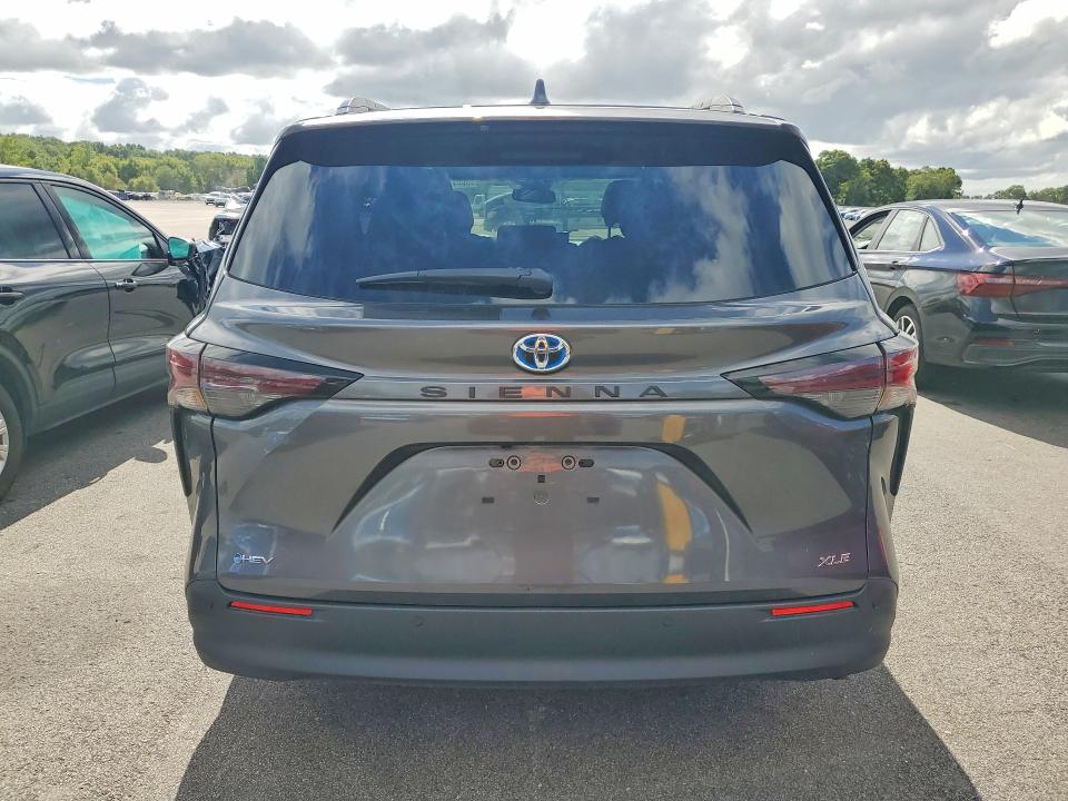 Photo 6 from auction – 2025 TOYOTA SIENNA with VIN 5TDYRKEC9SS259030