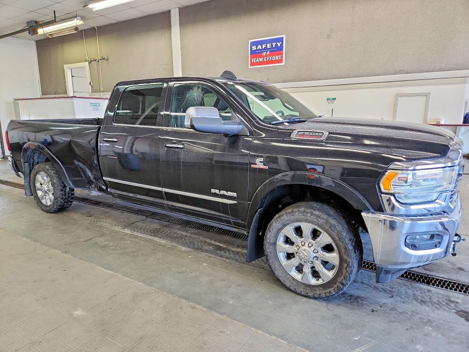 Photo 4 from auction – 2019 RAM 2500 with VIN 3C6UR5RL1KG584187