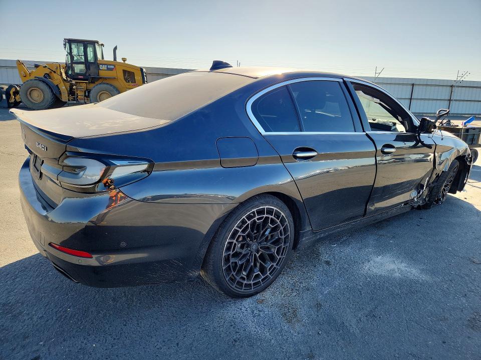 Photo 3 from auction – 2018 BMW 540 with VIN WBAJE5C55JWA96216