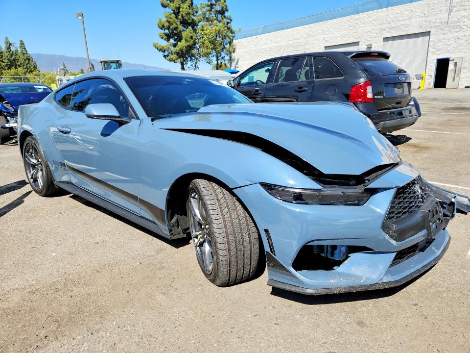 Photo 4 from auction – 2025 FORD MUSTANG with VIN 1FA6P8TH7S5130794