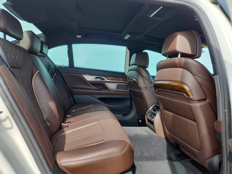 Снимка 10 от търг – 2016 BMW 750 с VIN WBA7F2C56GG420814