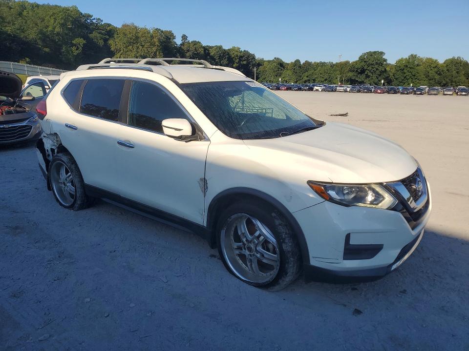 Photo 4 from auction – 2017 NISSAN ROGUE with VIN 5N1AT2MT7HC777423