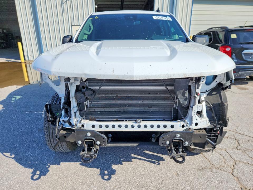 Photo 5 from auction – 2026 CHEVROLET SILVERADO with VIN 1GCUKEED8TZ216683