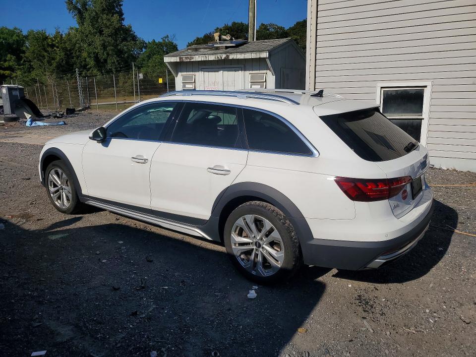 Photo 2 from auction – 2021 AUDI A4 ALLROAD with VIN WA17ABF47MA060885