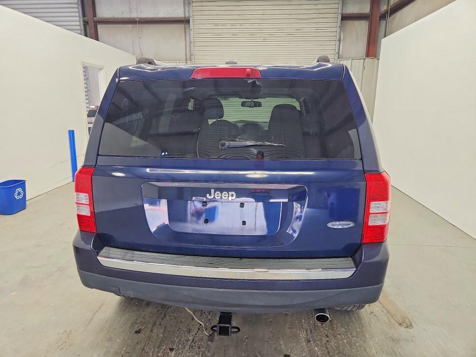 Photo 6 from auction – 2016 JEEP PATRIOT with VIN 1C4NJPFA0GD809982