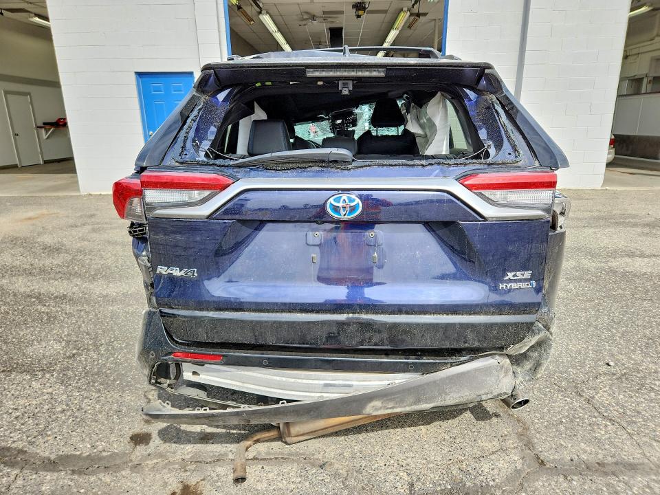Photo 6 from auction – 2021 TOYOTA RAV4 with VIN 4T3E6RFV6MU016829