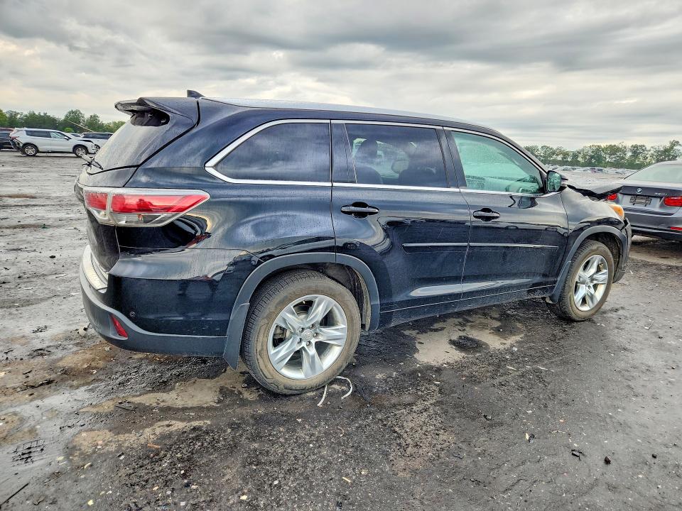 Снимка 3 от търг – 2014 TOYOTA HIGHLANDER с VIN 5TDDKRFHXES071188