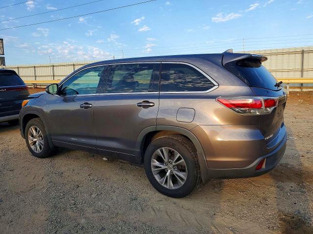 Снимка 2 от търг – 2014 TOYOTA HIGHLANDER с VIN 5TDBKRFH6ES024750