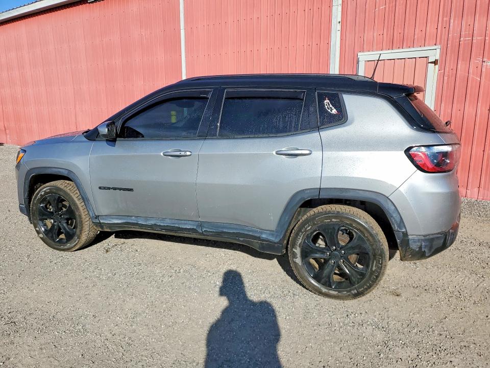 Снимка 2 от търг – 2021 JEEP COMPASS с VIN 3C4NJDEB5MT588149