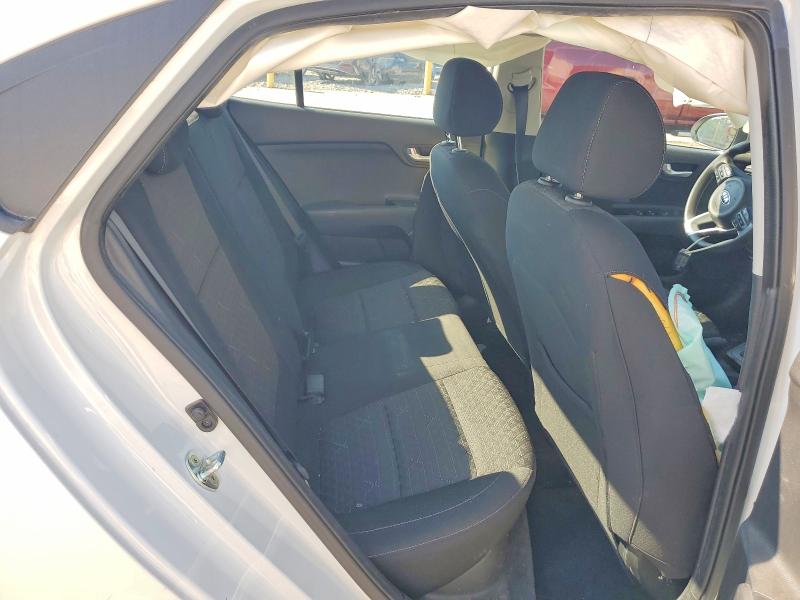 Zdjęcie 10 z aukcji – 2021 KIA RIO z VIN 3KPA24AD4ME386409