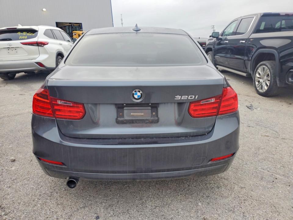 Photo 6 from auction – 2014 BMW 320 with VIN WBA3B1G5XENS78264