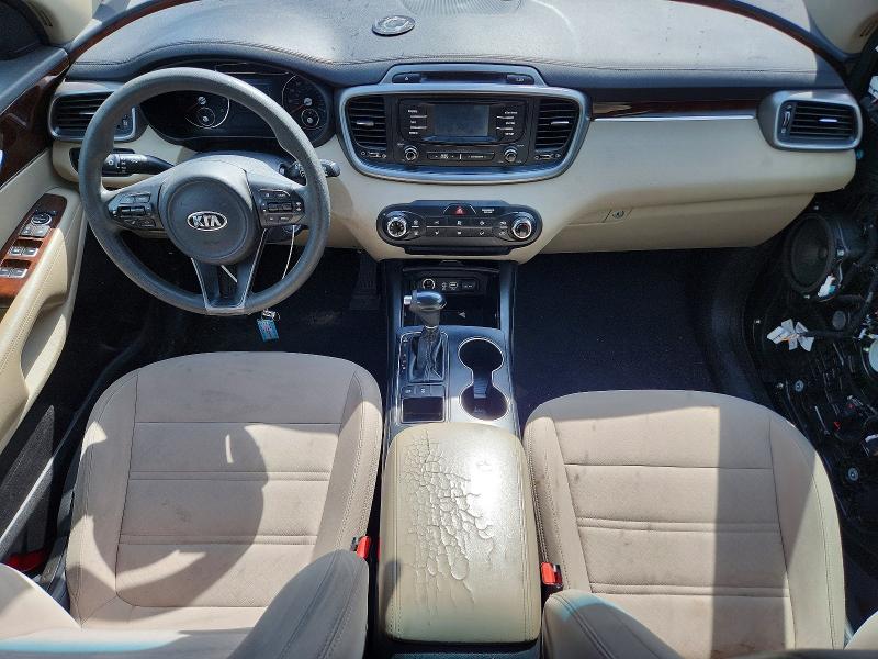 Photo 8 from auction – 2016 KIA SORENTO with VIN 5XYPGDA31GG025973