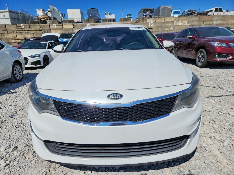 Снимка 5 от търг – 2018 KIA OPTIMA с VIN 5XXGT4L30JG210262
