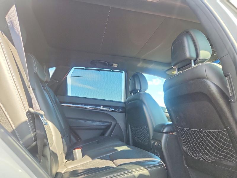 Photo 10 from auction – 2014 KIA SORENTO with VIN 5XYKW4A75EG436032