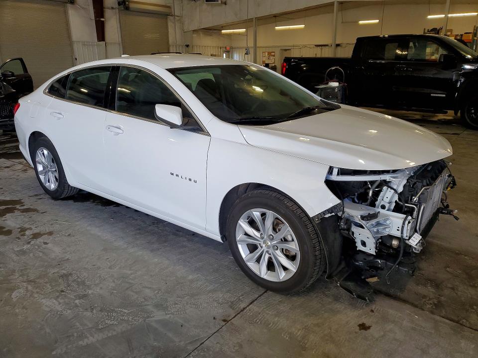 Photo 4 from auction – 2025 CHEVROLET MALIBU with VIN 1G1ZD5ST1SF140843