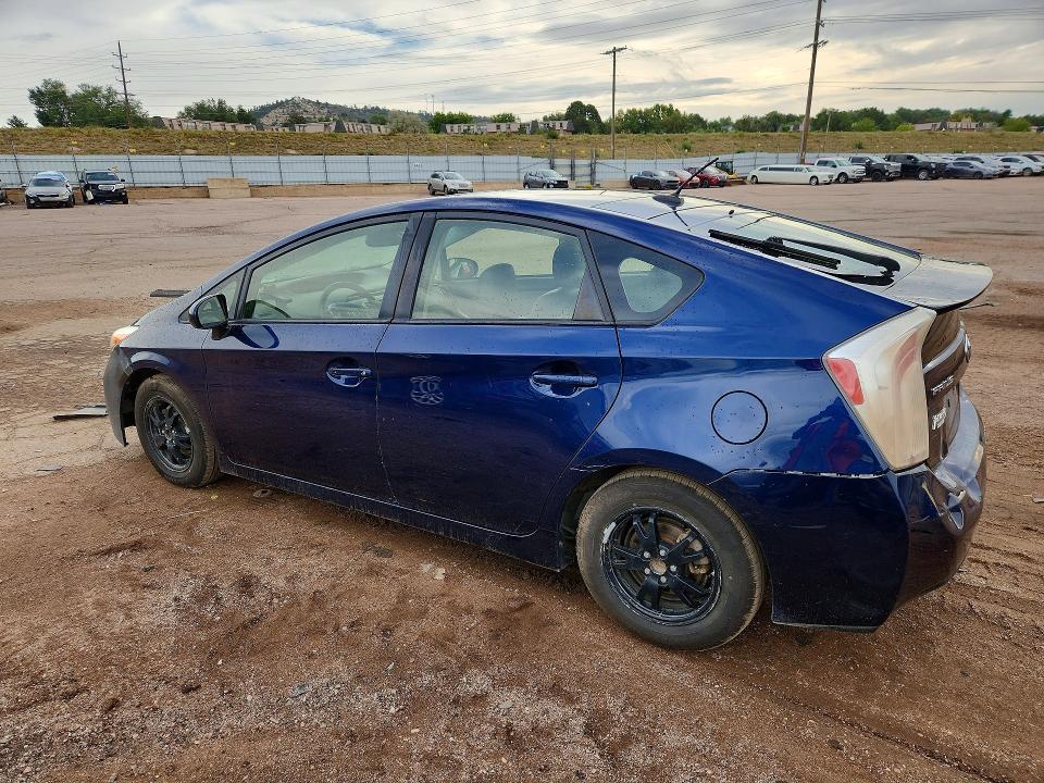 Photo 2 from auction – 2015 TOYOTA PRIUS with VIN JTDKN3DU1F1895915