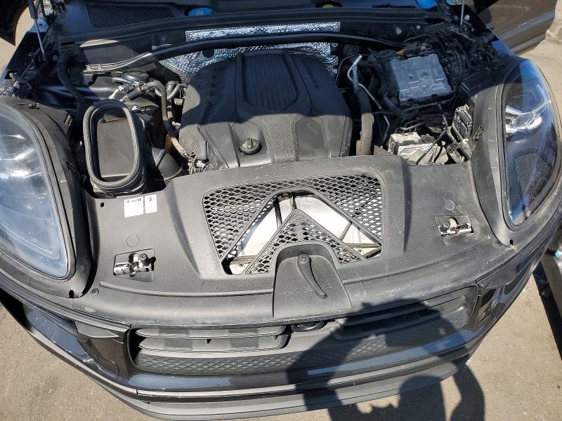 Photo 12 from auction – 2024 PORSCHE MACAN with VIN WP1AA2A50RLB19930