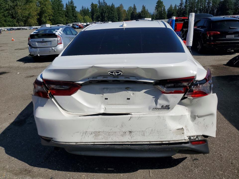 Photo 6 from auction – 2021 TOYOTA CAMRY with VIN 4T1C31AK5MU022659