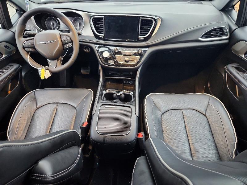Photo 8 from auction – 2023 CHRYSLER PACIFICA with VIN 2C4RC1GG7PR570861