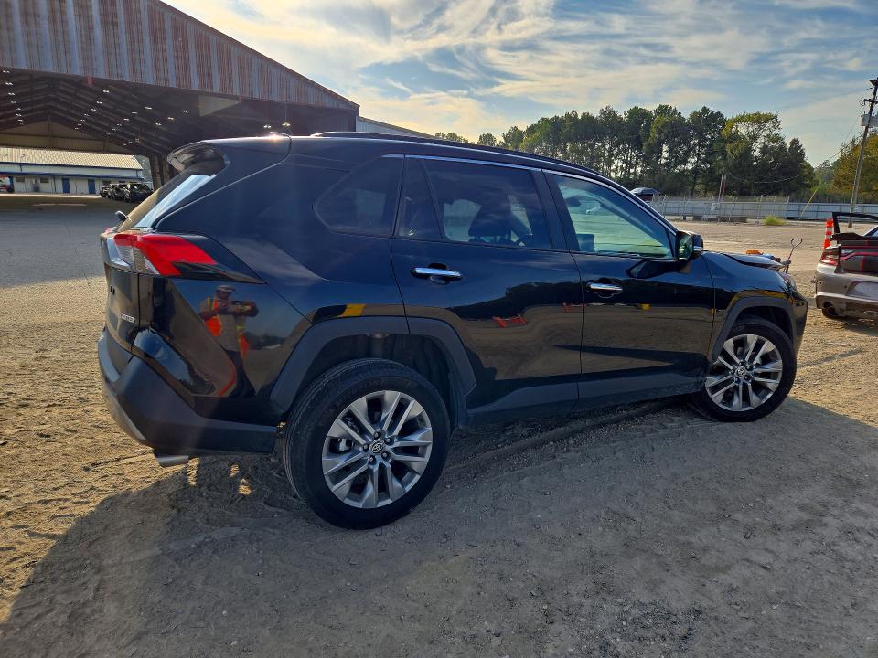 Photo 3 from auction – 2024 TOYOTA RAV4 with VIN 2T3Y1RFV2RC264550