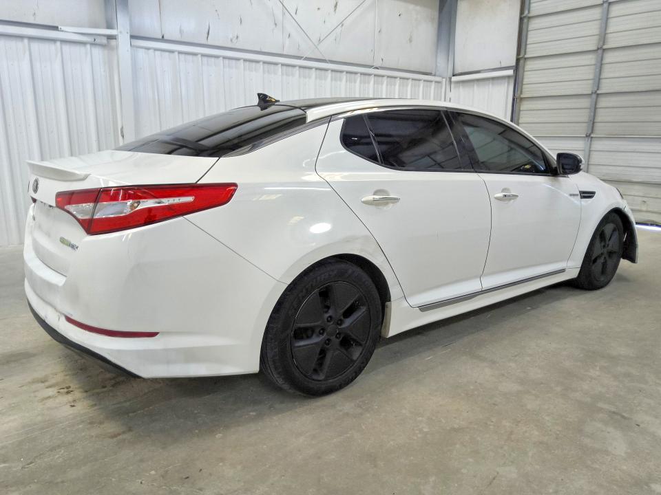 Photo 3 from auction – 2013 KIA OPTIMA with VIN KNAGM4AD7D5046474