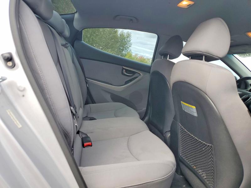 Photo 10 from auction – 2013 HYUNDAI ELANTRA with VIN KMHDH4AE5DU680466