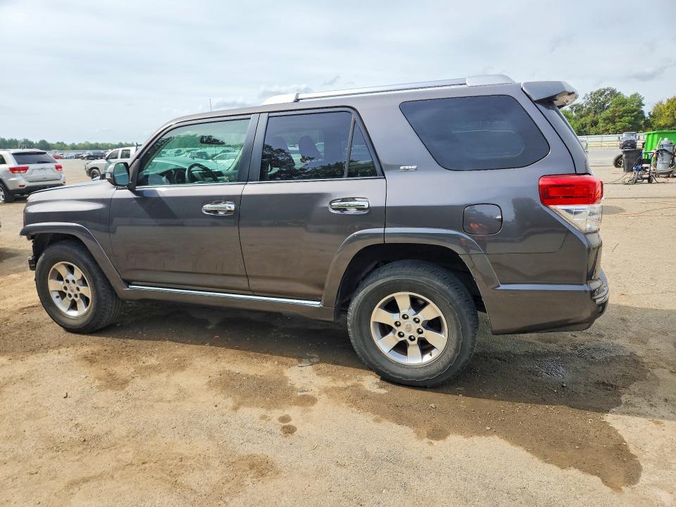 Photo 2 from auction – 2011 TOYOTA 4RUNNER with VIN JTEZU5JR6B5025136