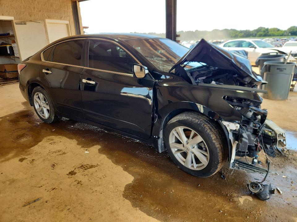 Снимка 4 от търг – 2015 NISS ALTIMA с VIN 1N4AL3AP3FC451591