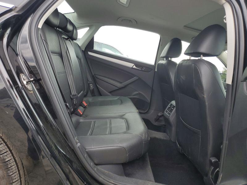 Photo 10 from auction – 2013 VOLKSWAGEN PASSAT with VIN 1VWBP7A30DC013354