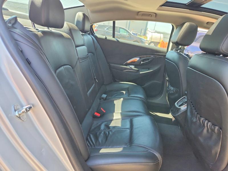 Photo 10 from auction – 2016 BUICK LACROSSE with VIN 1G4GB5G31GF116610