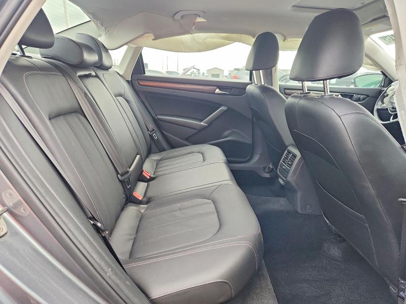 Снимка 10 от търг – 2020 VOLKSWAGEN PASSAT с VIN 1VWCA7A33LC006239