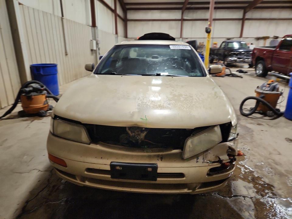 Photo 5 from auction – 1997 NISSAN MAXIMA with VIN JN1CA21D3VT210916