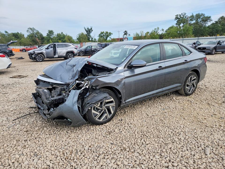 VOLKSWAGEN JETTA 2023 с VIN 3VWGM7BU2PM050172 - Снимка от търг