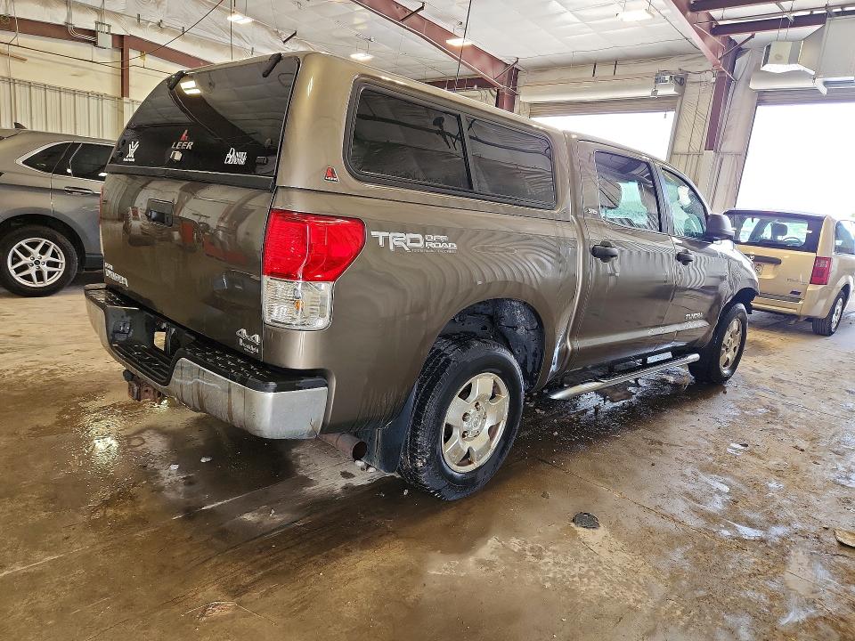 Photo 3 from auction – 2012 TOYOTA TUNDRA with VIN 5TFDM5F10CX030890