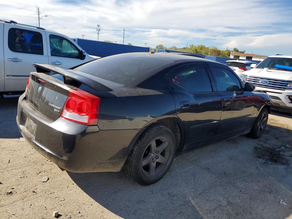 Photo 3 from auction – 2010 DODGE CHARGER with VIN 2B3CA3CV1AH271358