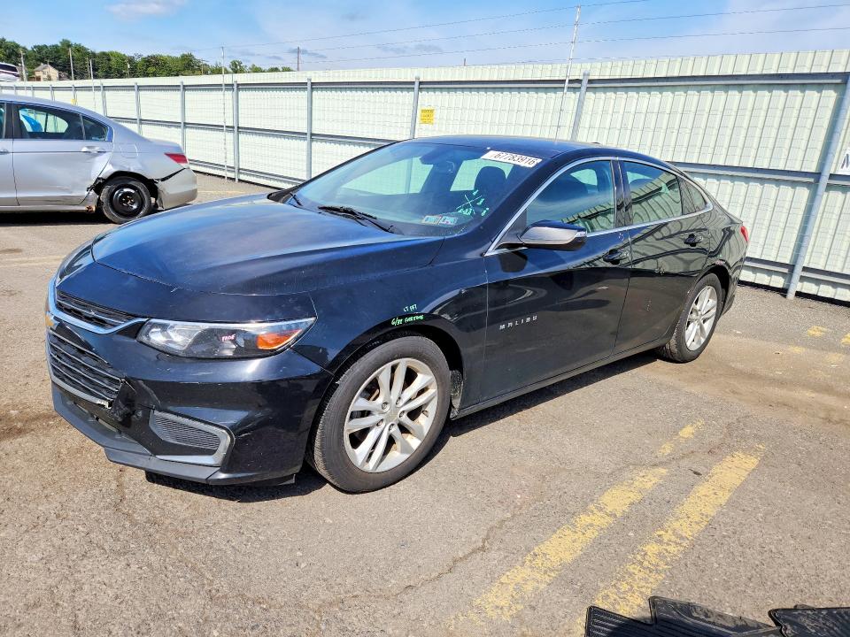 CHEVROLET MALIBU 2018 with VIN 1G1ZD5ST7JF161937 - Photo from auction